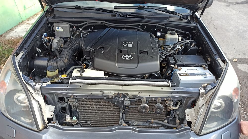 Toyota Land Cruiser Prado 120 2008 года