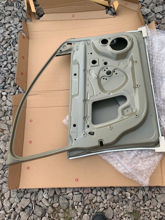 Двери ДВЕРЬ ДВЕРІ Volkswagen Jetta 2011-2018 Кузовные детали В наличии