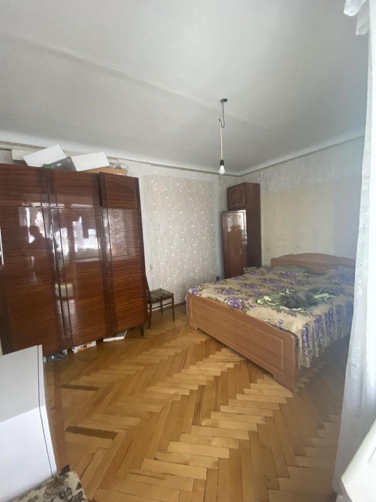 Продаж 2 кімнатної квартир, Замкова гора