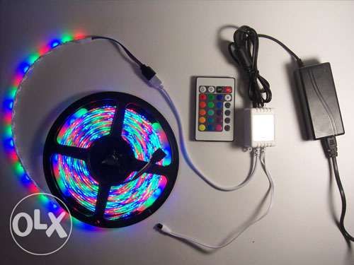 Светодиодная LED лента RGB 5050 16 цветов 5м пульт 12V 220V 300 диодов