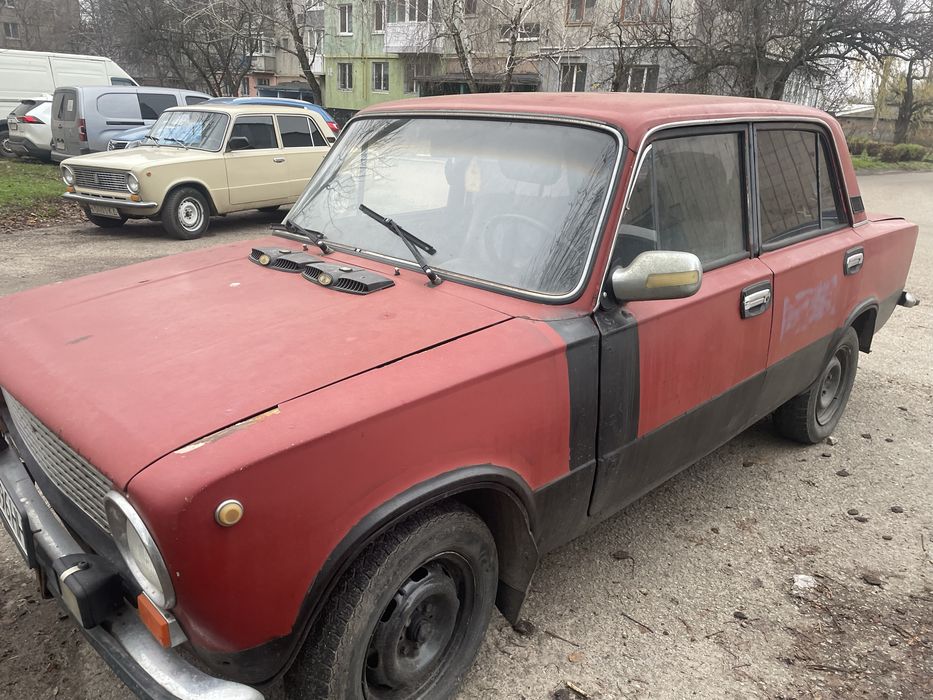 Продам ваз 21011