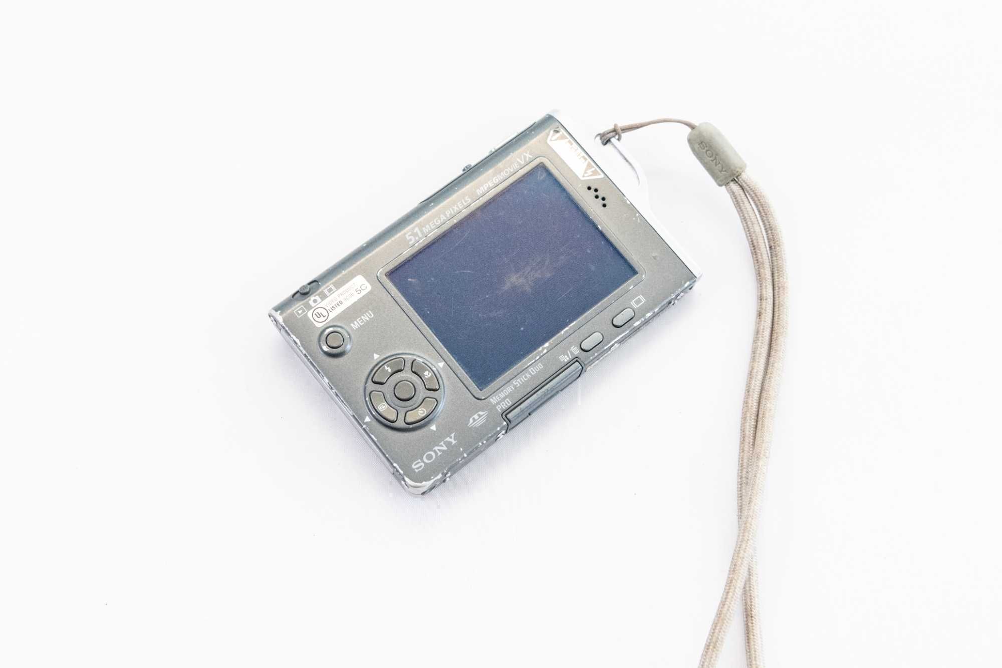 Aparat cyfrowy Sony Cyber-Shot DSC-T7 | komplet