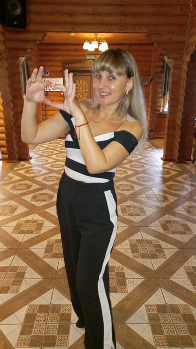 Живая музыка и ведущий (тамада)