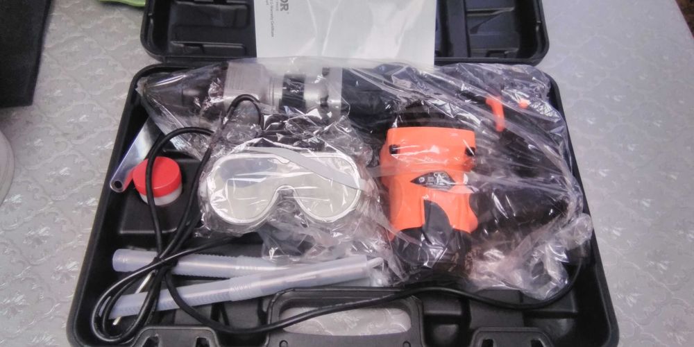 Martelo de demolição,VEVOR,1400W, 2900 BPM, 19 j, novo na caixa.