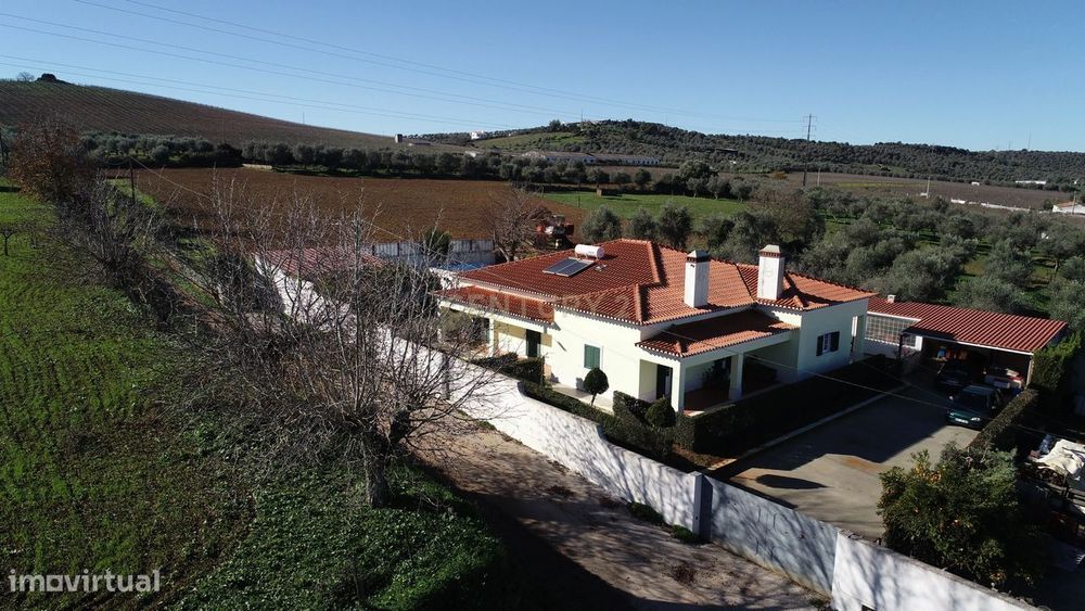 Moradia Térrea T4+1