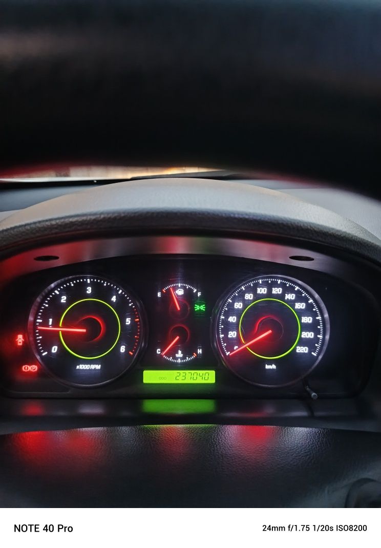 Sprzedam Chevrolet captiva 2.0 disel 5 osobowy