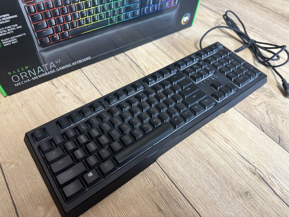 Klawiatura Razer Ornata v2 + Myszka Razer Mamba