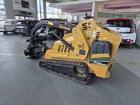 Vermeer S725TX / NOŚNIK NARZĘDZI /  ŁADOWARKA /  PALECIAK / CHWYTAK / KOSIARKA / SERWISOWANY / NISKIE MTH!  Najtańszy w EU! Skid steer - Nośnik narzędzi - Zgrabny i mocny - 1WŁ!