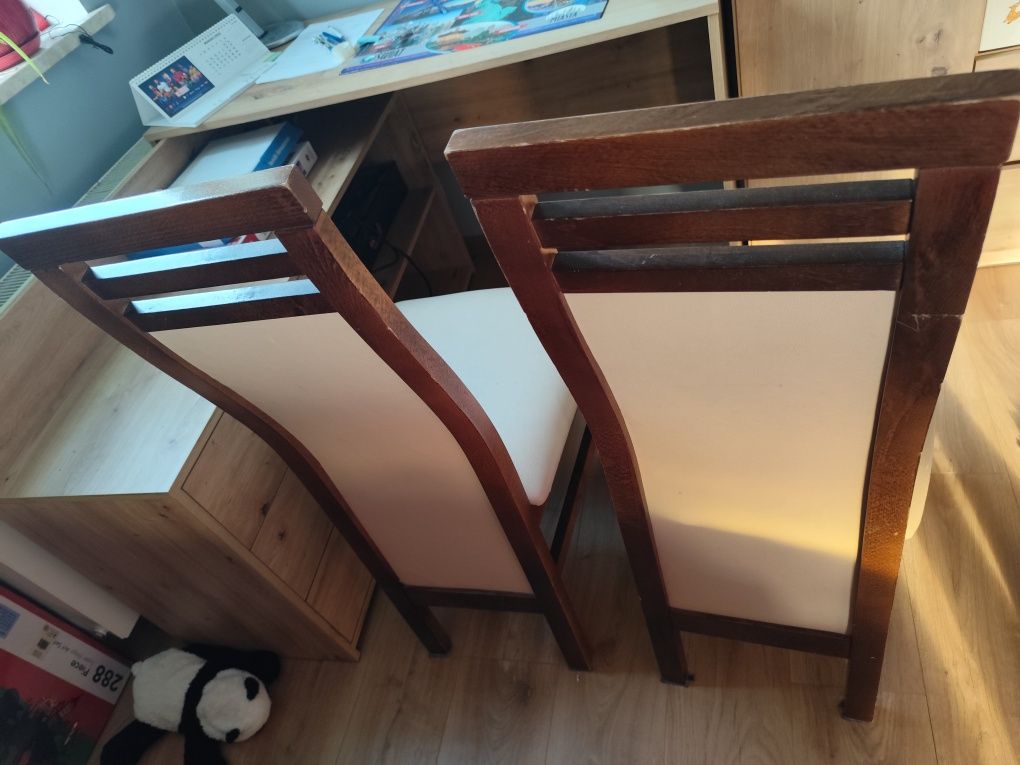 Stół drewniany 140x90 i 4 krzesla