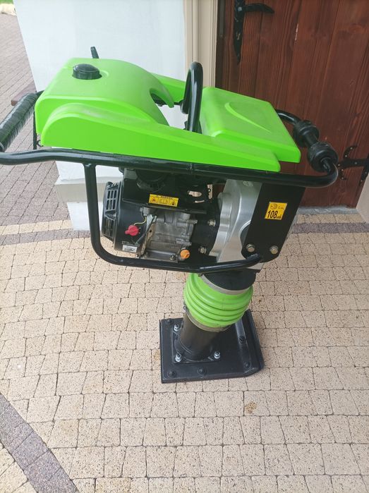 Skoczek zipper ZI RAM80C