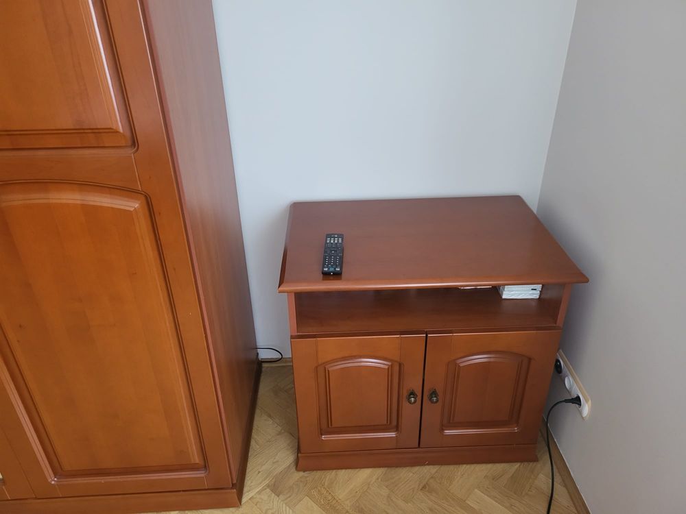 Szafa 4drzwiowa i szafka rtv