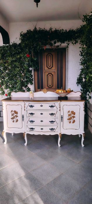 Cómoda Queen Anne vintage restaurada