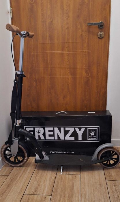 Hulajnoga miejska FRENZY 230MM dual brake recreational czarna