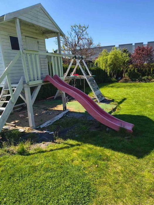 Duży domek do ogrodu dla dzieci