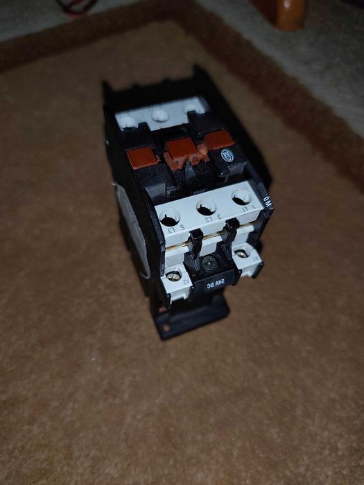 stycznik MOELLER DIL 0M-G  24V DC