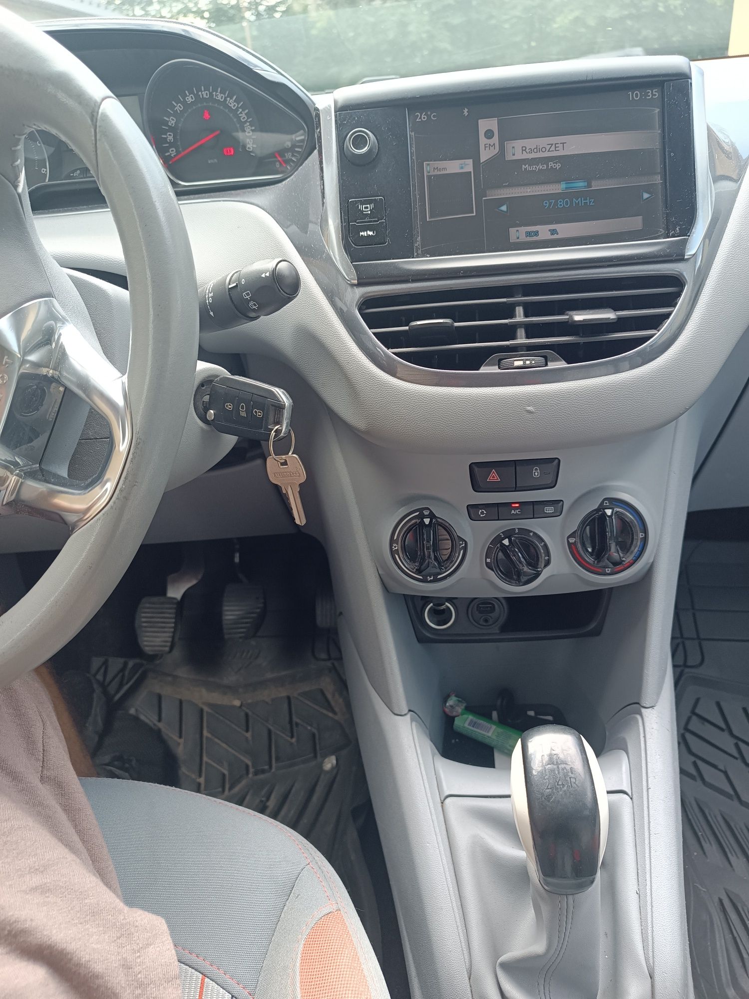 Peugeot 208 1.6 HDI 2012r. KLIMATYZACJA TABLET Światła LED alufelgi