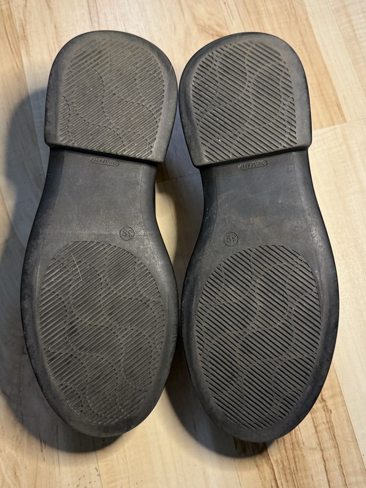 Loafersy Massiv (39)