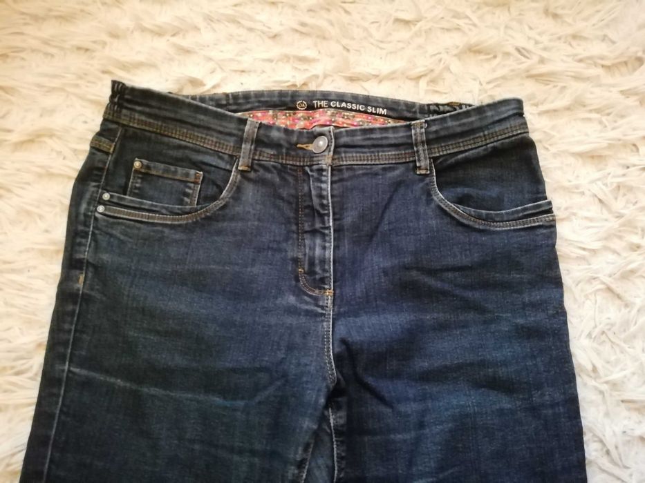 Klasyczne spodnie jeansowe damskie C&A rozm. EU40 stan dobry
