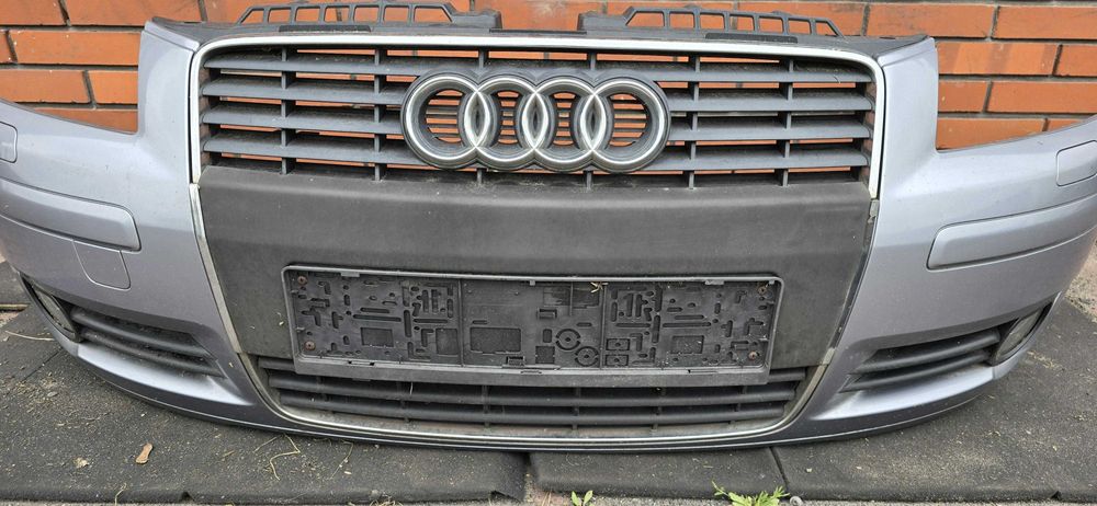 AUDI A3 8P Zderzak Przód Przedni Spryskiwacze