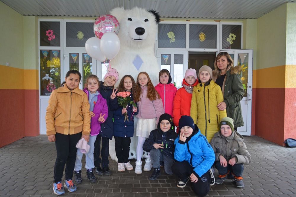 Білий ведмідь Луцьк, привітання в Луцьку, аніматор, ростова лялька