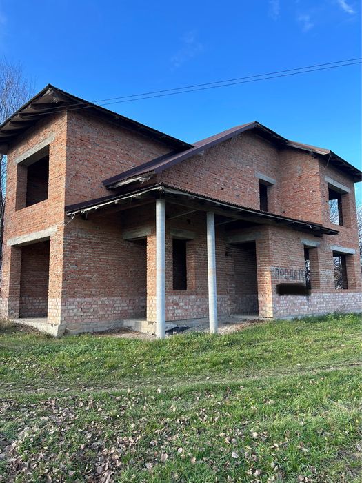 Продається житловий  будинок 209 кв м