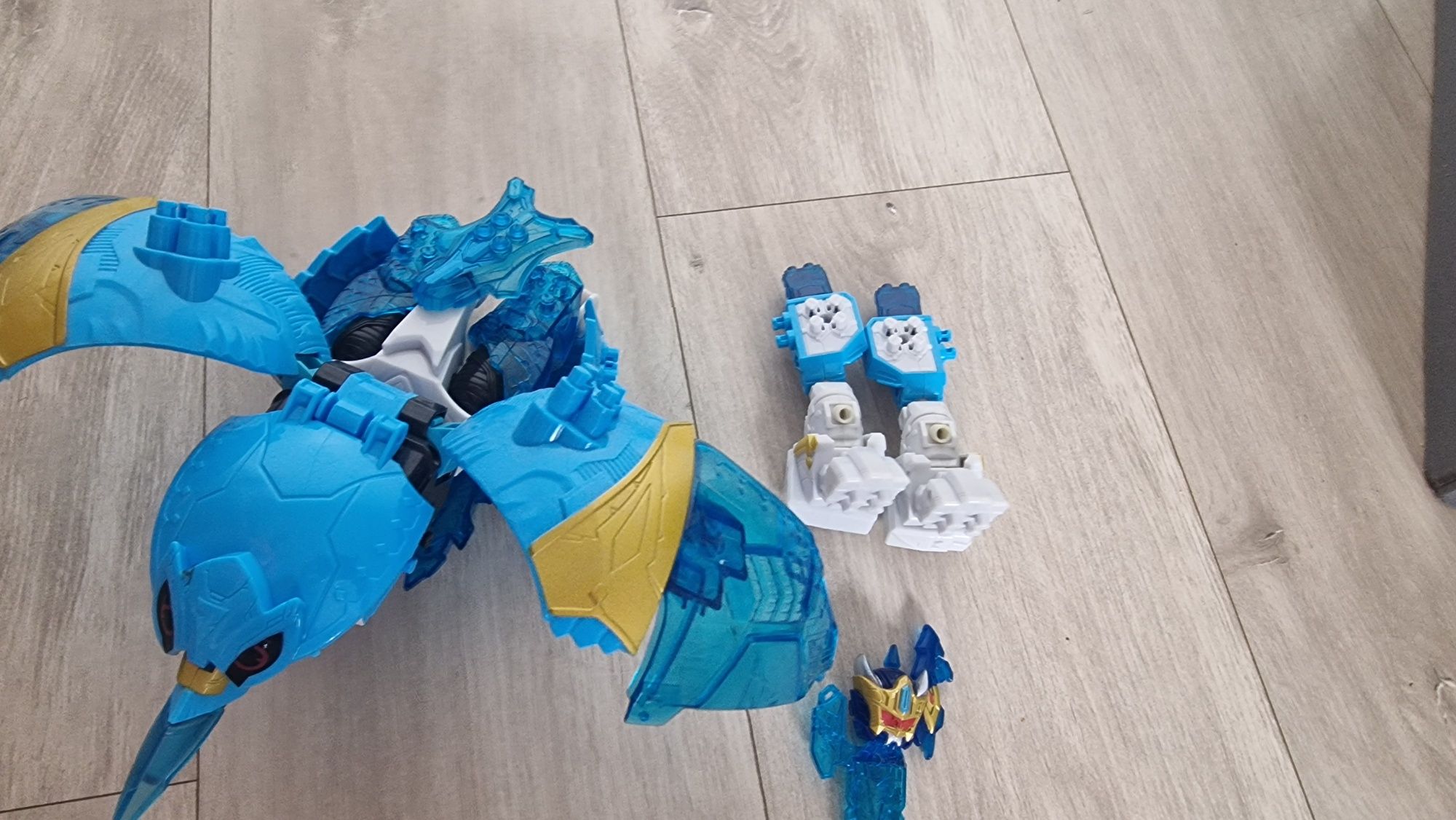 Hasbro Power Rangers Dino Fury Ptera Freeze Zord F4210