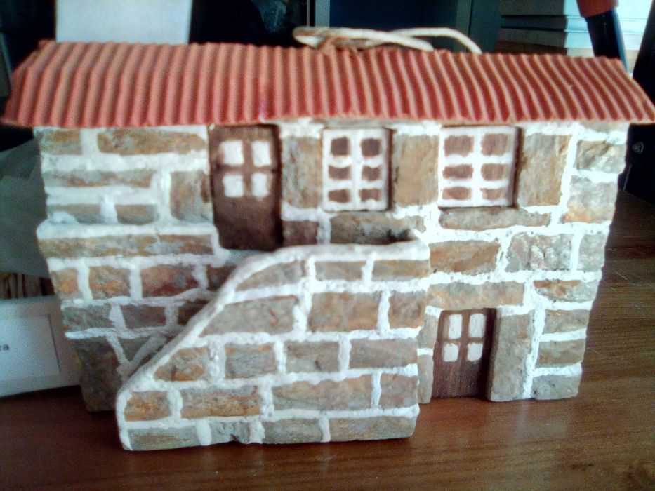 vendo stock de artesanato de uma loja que fechou