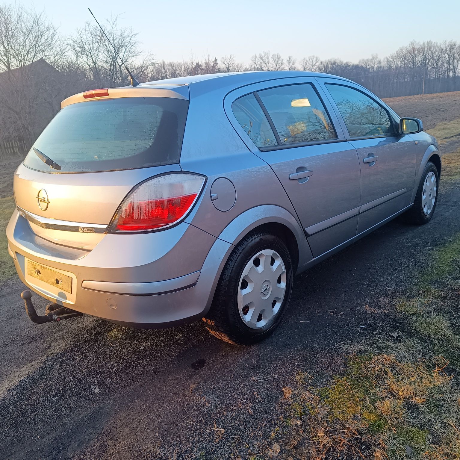 Opel Astra h 2004 1.4 klima elektryka hak