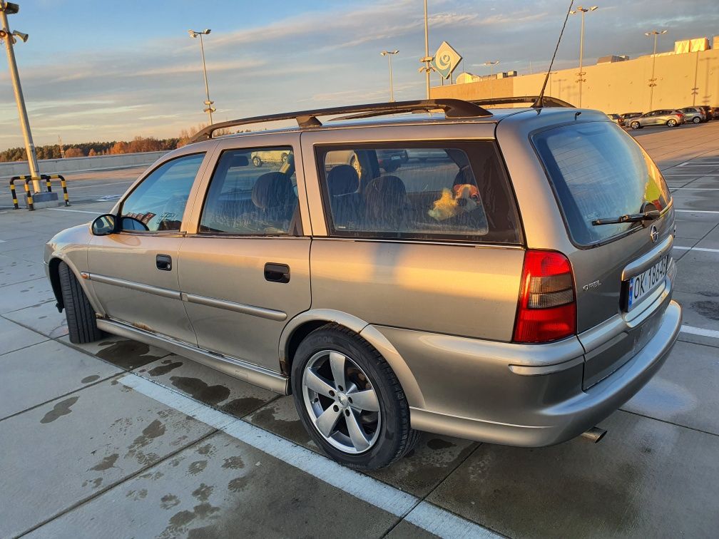 Opel Vectra 1,6 1999r.