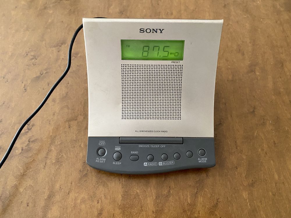 Rádio Despertador Sony