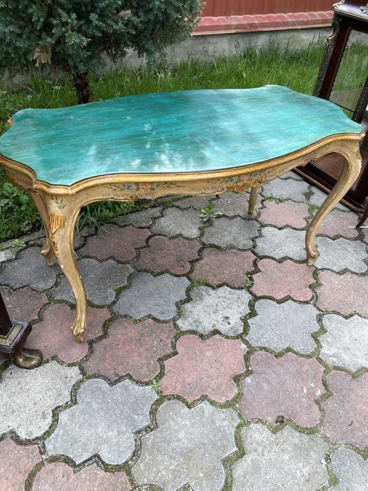 Нстолик журнальний