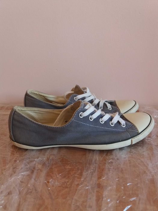 Granatowe krótkie trampki Converse 40 wkładka 26cm