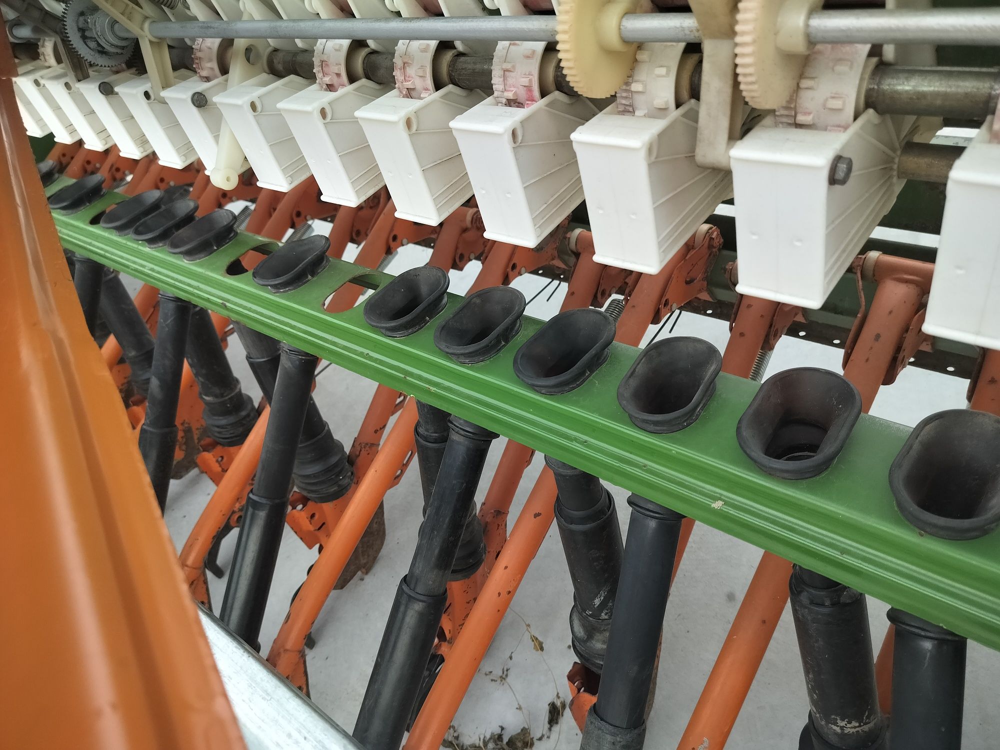 Siewnik amazone d8 d9 ad 302 talerzowy stopkowy
