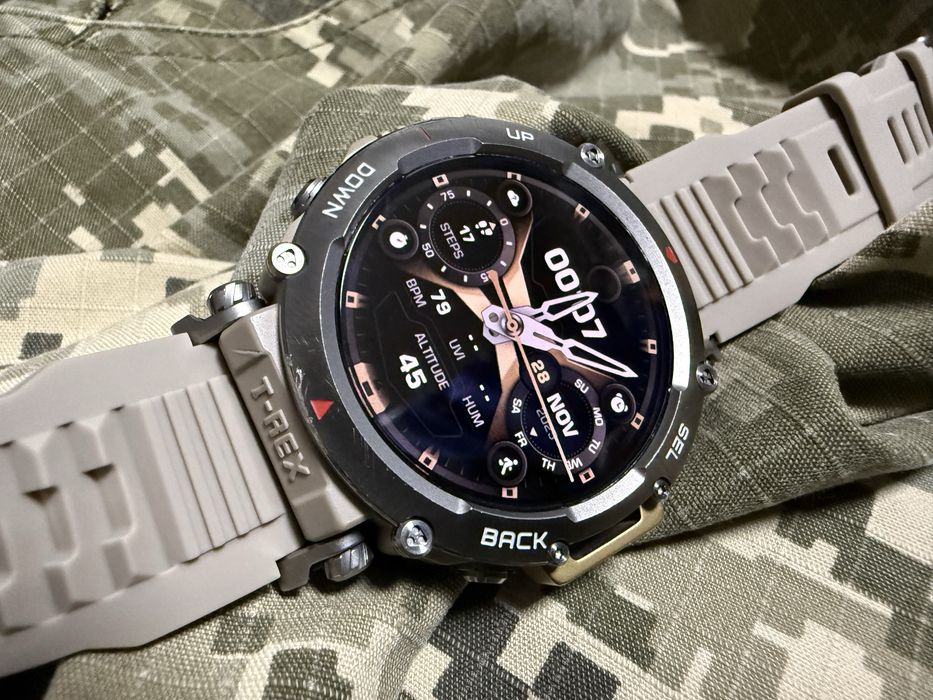 Amazfit T-Rex Ultra Watch. Смарт-годинник. Мілітарі. Титан. GPS.