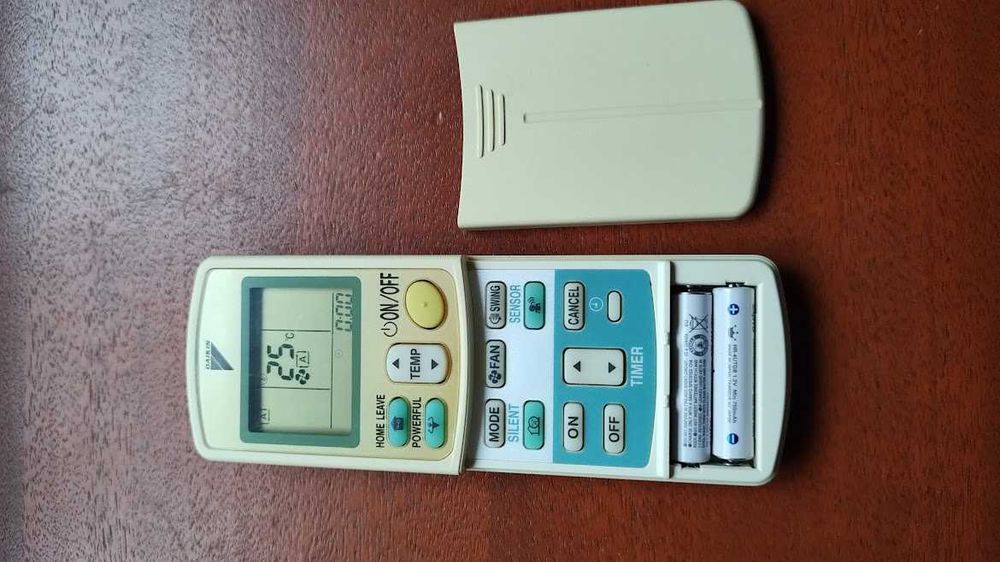 Pilot DAIKIN oryginał ARC433A1 , A2 do klimy pompy ciepła używany nowy