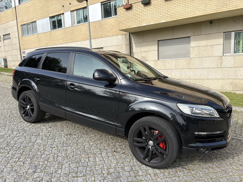 Audi Q7 4.2 FSI V8