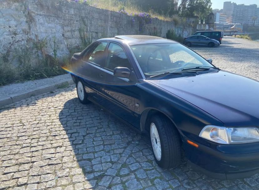 Volvo s40 viatura a trabalhar bem