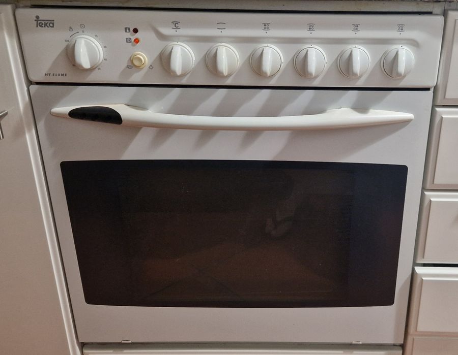 Forno Teka a funcionar perfeitamente