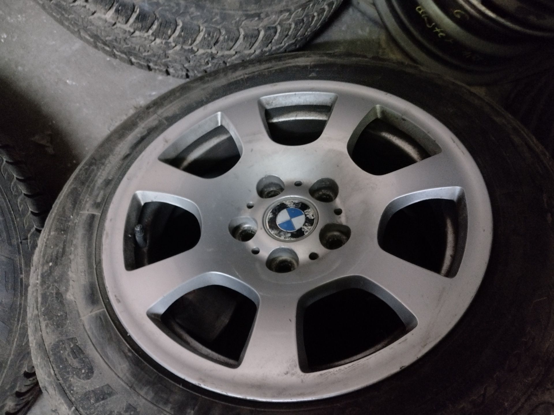 5x120  16 cali is 20 BMW e 60 itp