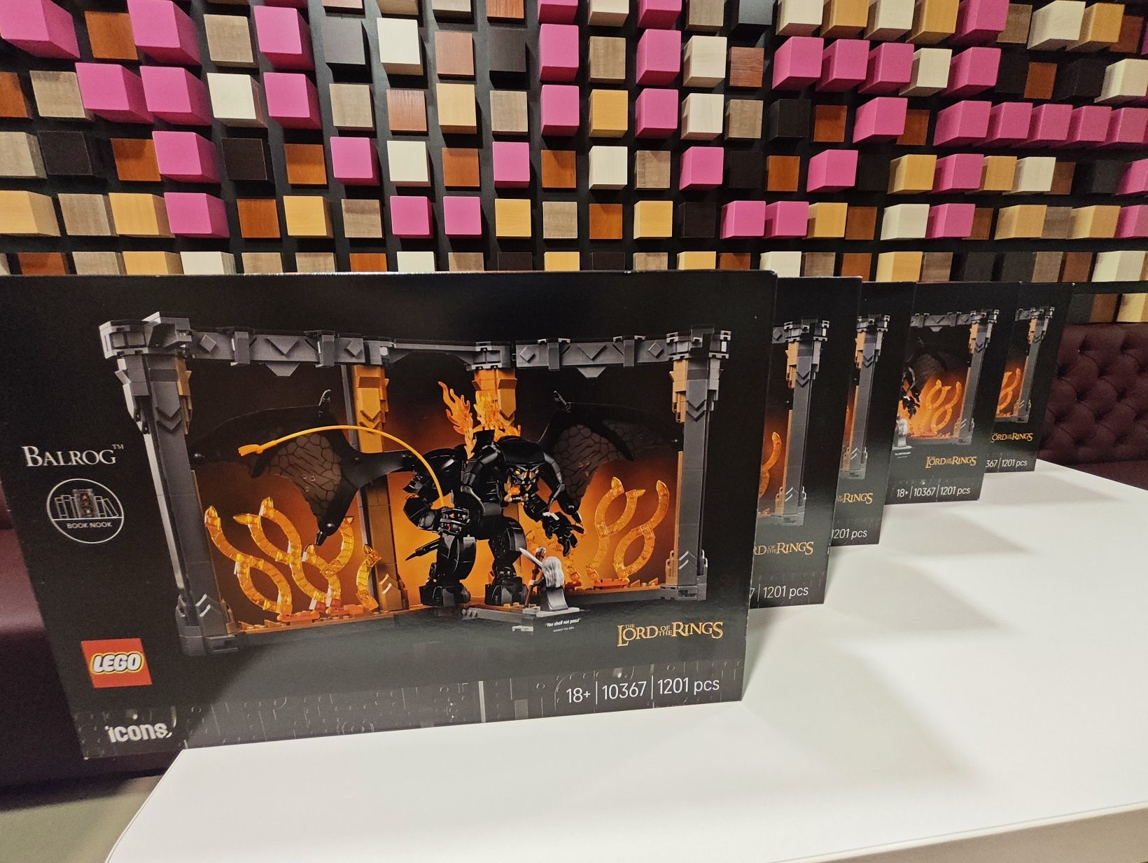 Конструктор LEGO ICONS 10367 Володар перснів Балроґ Книжковий куточок
