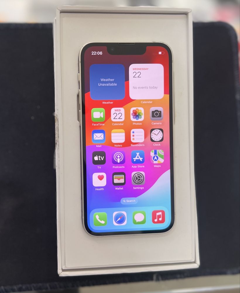 I Phone 13 Mini 128GB.