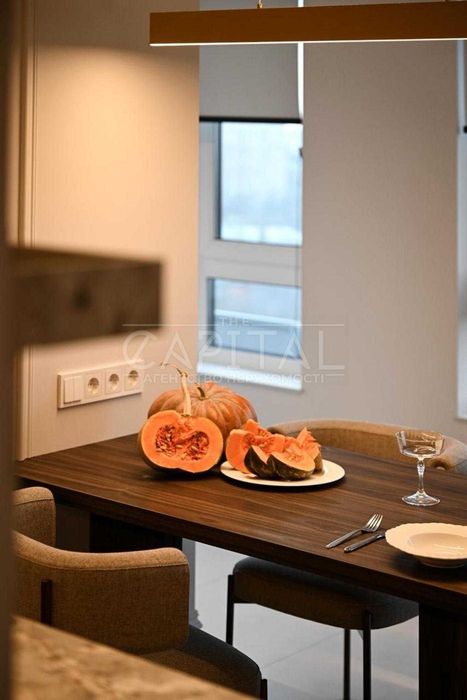 Оренда 2 кімнатної квартири з генератором ЖК White Lines 16 поверх