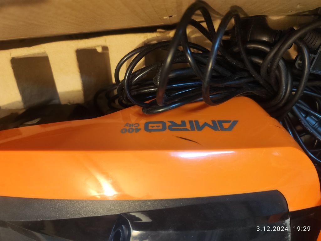 Robot koszący trawy