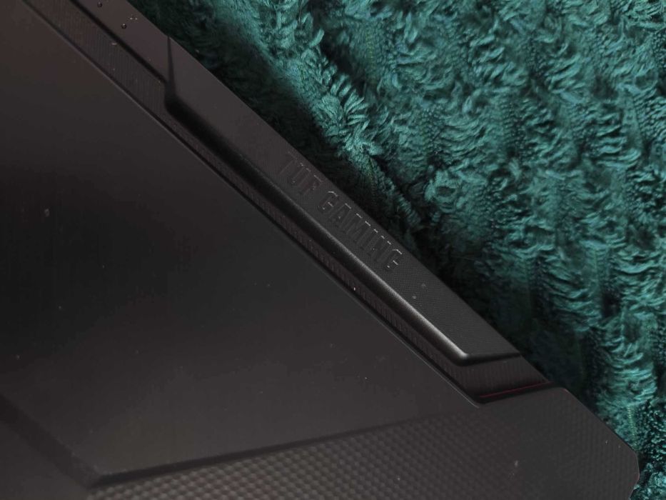 Laptop gamingowy lub do grafik ASUS TUF Gaming F15 144Hz