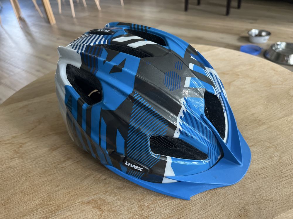 Kask rowerowy Uvex dla chłopca