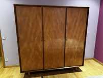 Quarto casal em madeira