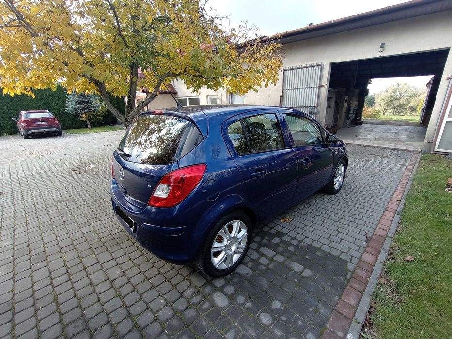 Opel Corsa 1.4b 2008r 5 drzwi 140000km zarejestrowany w Polsce