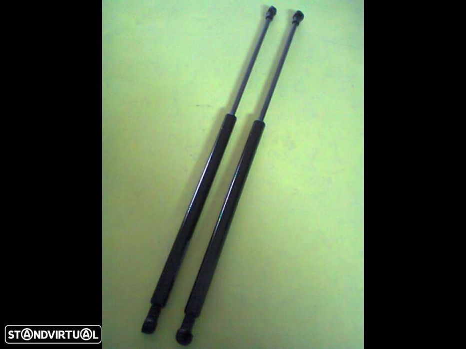 amortecedores tampa mala nissan qashqai (novos)