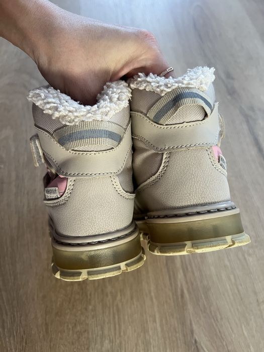 Зимове взуття черевики ботінки чобітки дитячі 15.5 см