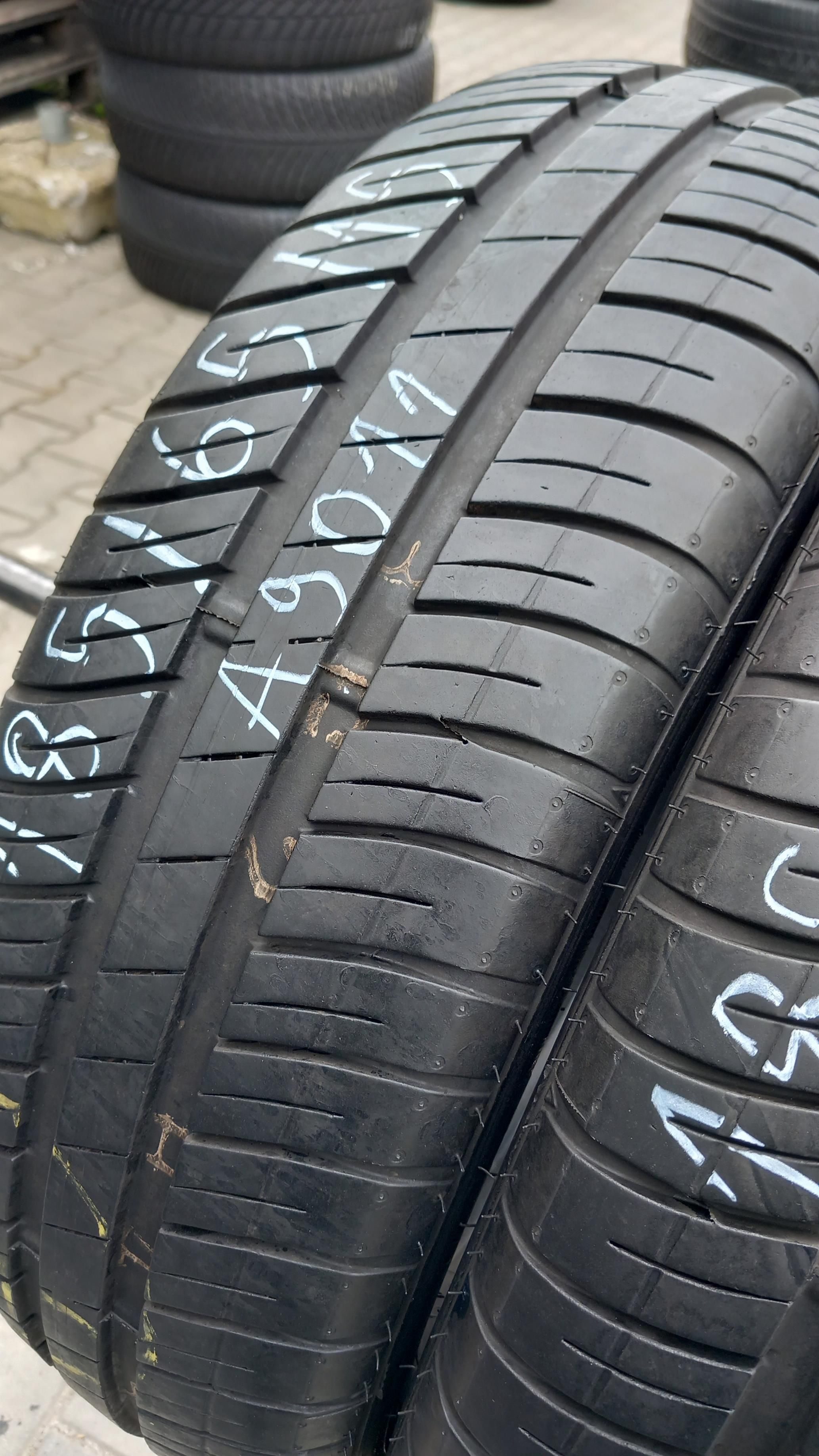 185/65/15 Goodyear Efficient Grip Compact 88T